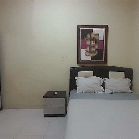 Oyo 93417 Homestay Bunga Rinte Syariah Near Komp Perumahan Stella Ressidence 2 Medan Exterior photo