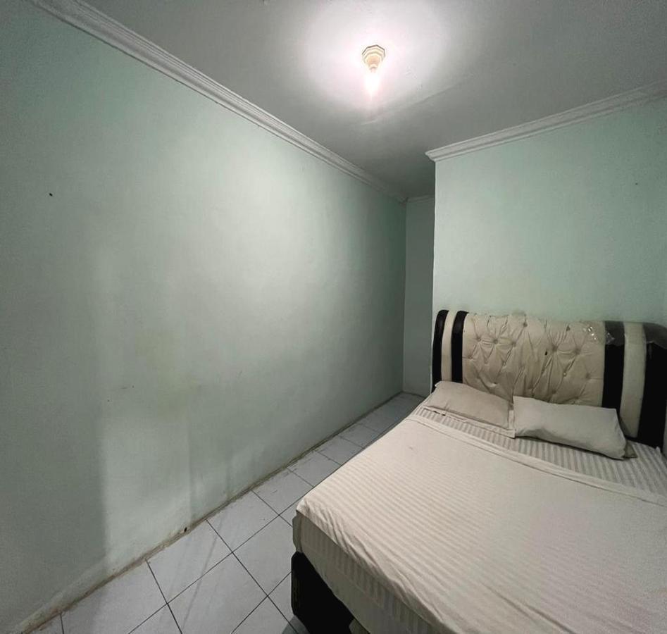 Oyo 93417 Homestay Bunga Rinte Syariah Near Komp Perumahan Stella Ressidence 2 Medan Exterior photo